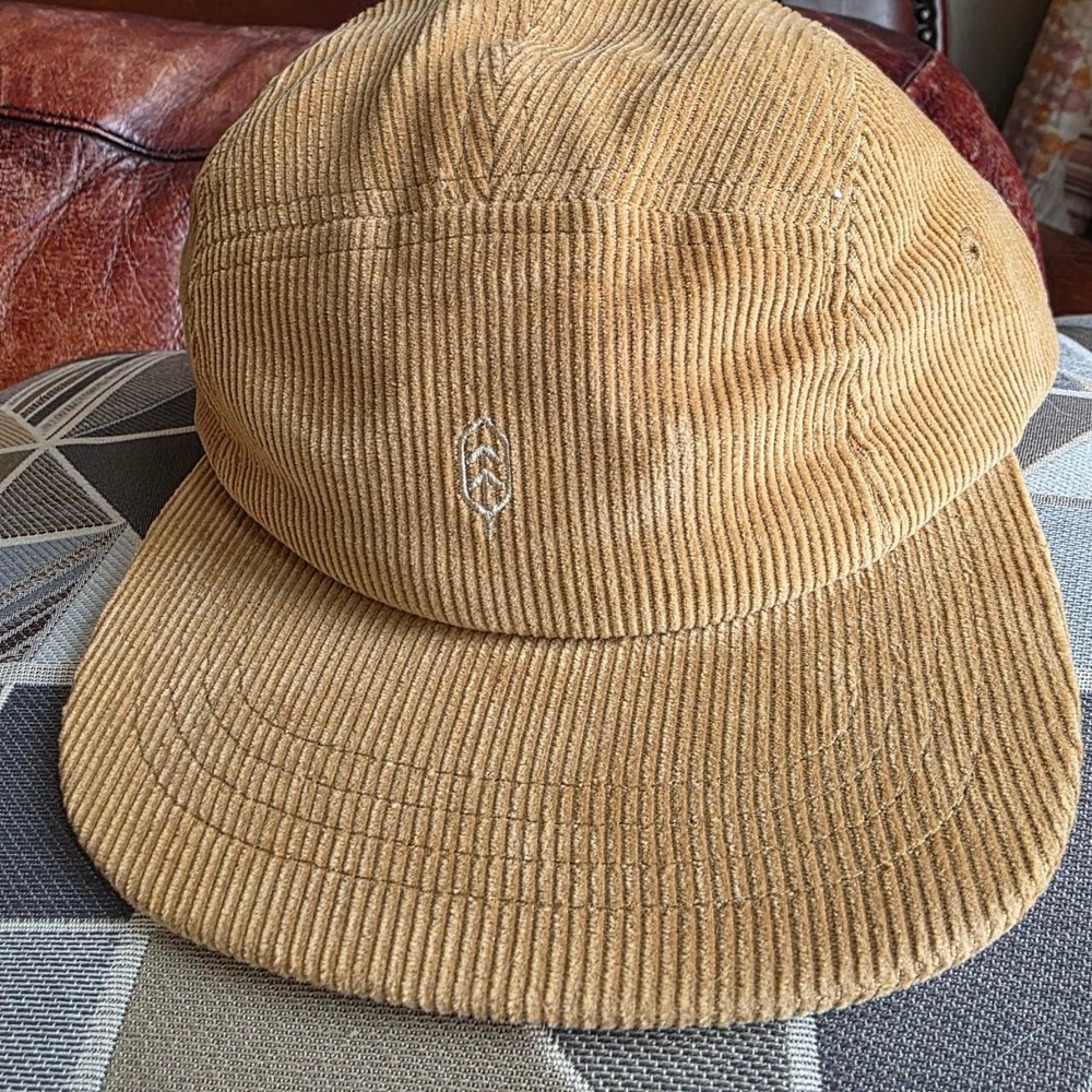 Will + Bear Cubs 5 Panel Hat Kids OS Tan Corduroy NEW Sustainable Camp Cap - Picture 2 of 4